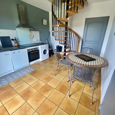 4p, 2 Chambres, Jardin, Piscine A Partager Alba-la-Romaine