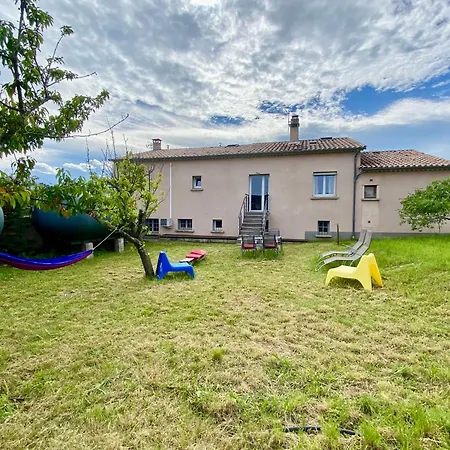 Apartment 4p, 2 Chambres, Jardin, Piscine A Partager